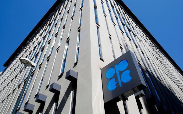 Opec+ 推迟政策会议至11月30日，油价下跌