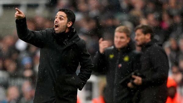 Michael Owen slams 'classless' Arsenal for statement backing Arteta
