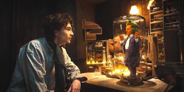 Timothe?e Chalamet and Hugh Grant in Wonka