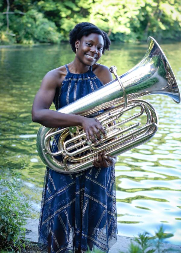 Jasmine Pigott performs in co<em></em>ncert at the Baltimore Museum of Art.</p>

<p>　　- Original Credit: Morahan Arts and Media