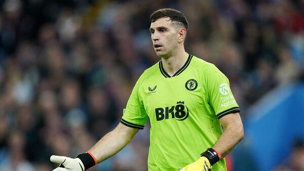 Emiliano Martinez stars as Aston Villa beat Lille on penalties