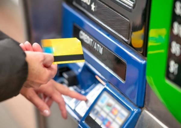 Daily roundup: Maid jailed for stealing a<em></em>bout $90k from 95-year-old who entrusted her with ATM card — and other top stories today