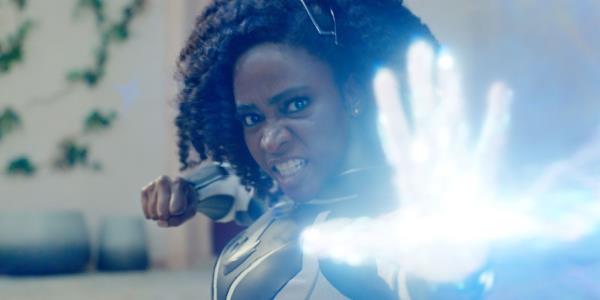 Mo<em></em>nica Rambeau shoots out an energy blast in The Marvels