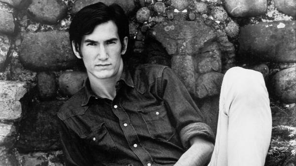 </p>

<p>　　> Known as: Influential Texas singer-songwriter</p>

<p>　　> Died on: Jan. 1, 1997</p>

<p>　　> Age at death: 52</p>

<p>　　> Cause of death: Alcohol-induced cardiac arrhythmia</p>

<p>　　
