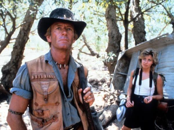 Paul Hogan And Linda Kozlowski In 'Crocodile Dundee'