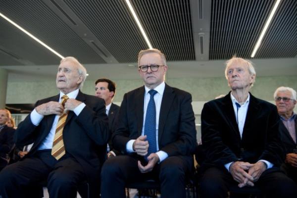 Former Federal politician John Brown, Australian Prime Minister Anthony Albanese, and Australian actor Paul Hogan