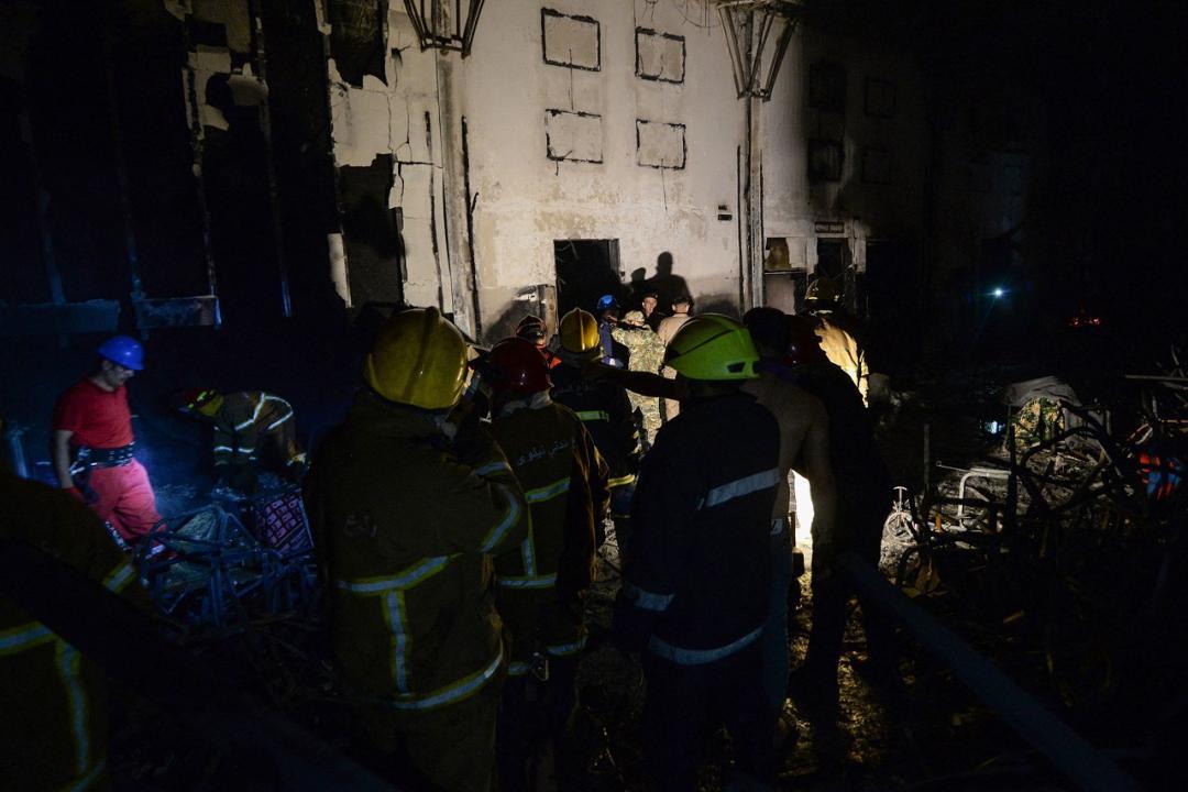 伊拉克北部婚礼大厅发生火灾，造成至少100人死亡，150多人受伤